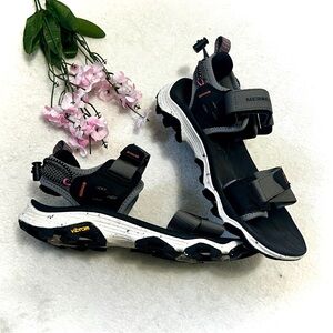Merrel Vibram Moab Speed Fusion Strappy Sport Sandal - Size 7